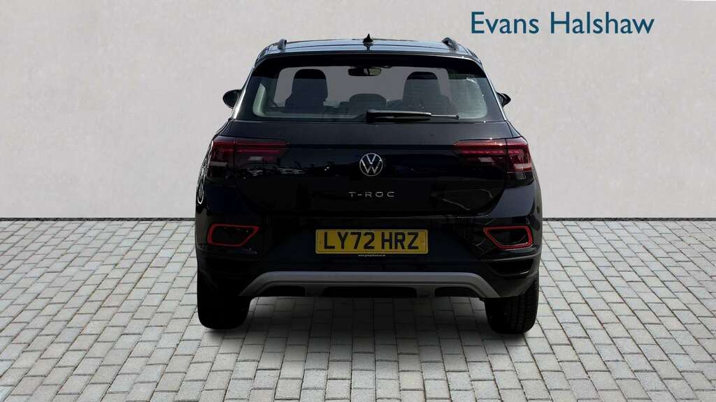 Volkswagen T-Roc 1.5 Tsi Life Dsg 2023 LY72HRZ Black #5