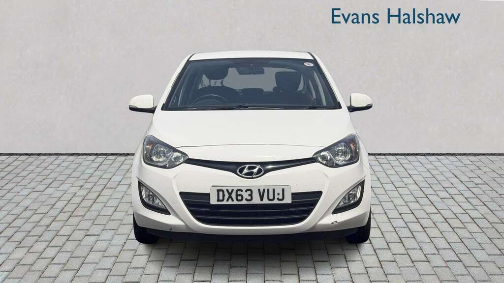 Hyundai I20 1.4 Active 2014 DX63VUJ White #4