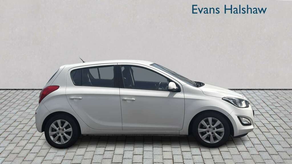 Hyundai I20 1.4 Active 2014 DX63VUJ White #6