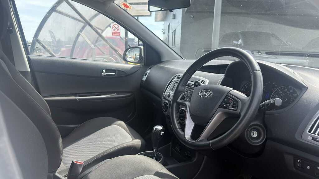 Hyundai I20 1.4 Active 2014 DX63VUJ White #3