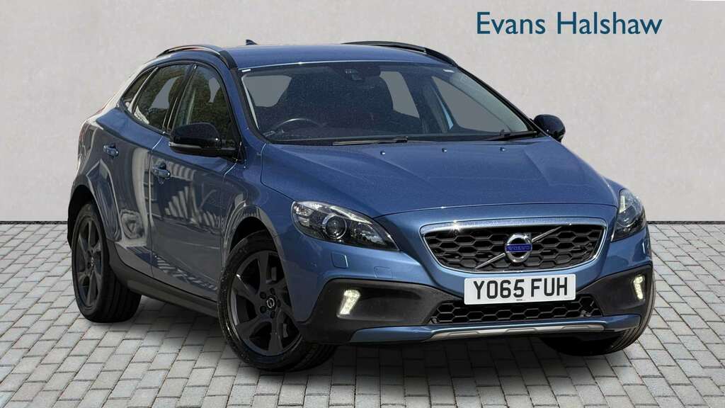 Volvo V40 Cross Country D2 120 Cross Country Lux Geartronic 2015 Blue
