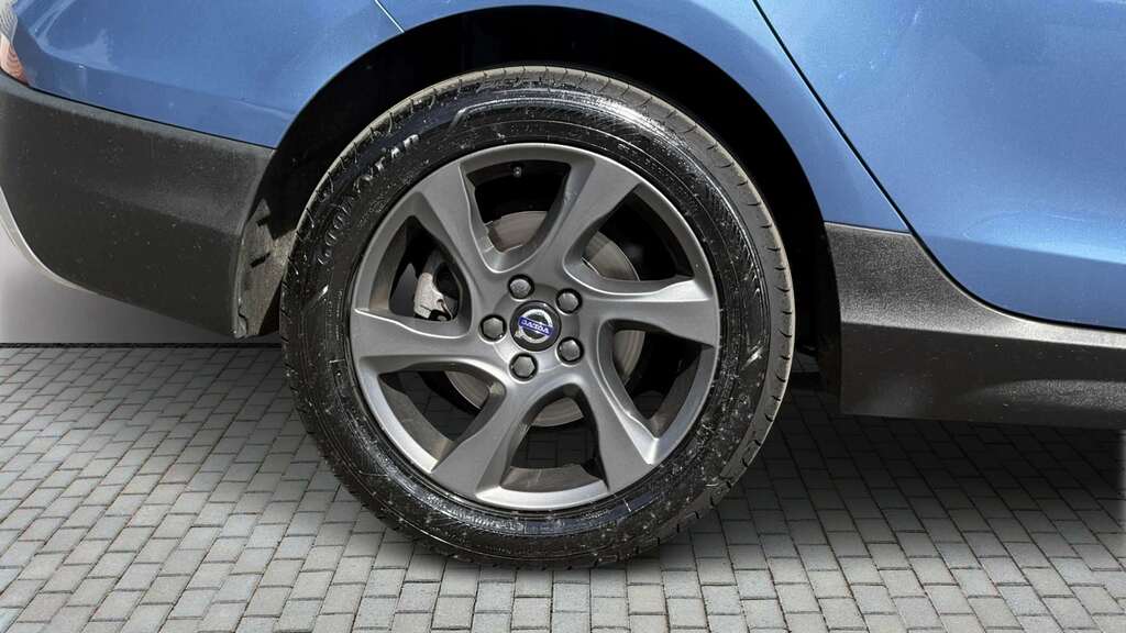 Volvo V40 Cross Country D2 120 Cross Country Lux Geartronic 2015 Blue #5