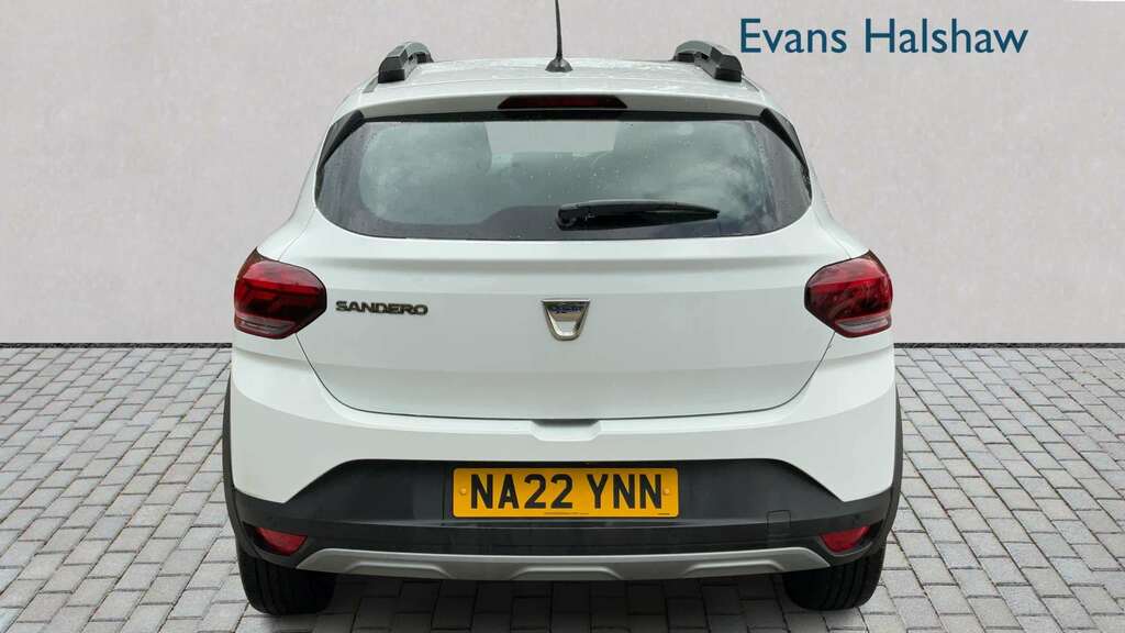 Dacia Sandero Stepway 1.0 Tce Comfort 2022 NA22YNN White #4
