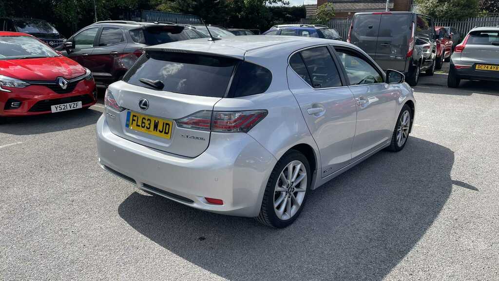 Lexus CT 200H 1.8 Advance Cvt 2013 Silver #4