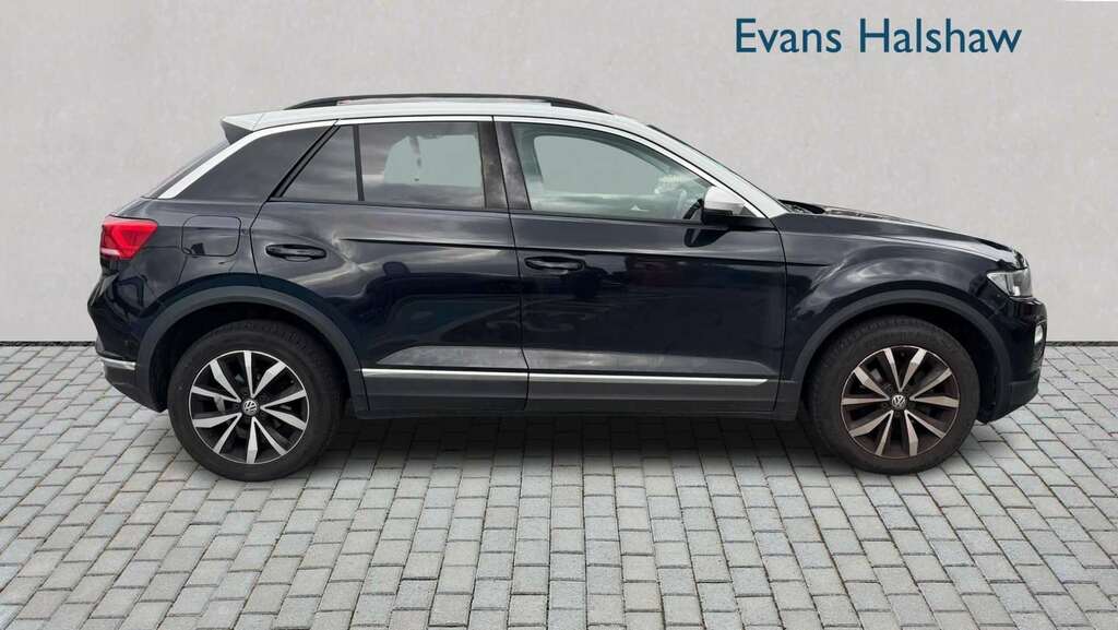 Volkswagen T-Roc 1.0 Tsi Design 2019 SJ19ZLV Black #2