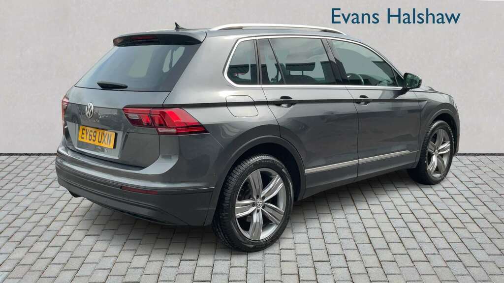 Volkswagen Tiguan 1.5 Tsi Evo 150 Match 2019 EY69UXN Grey #2