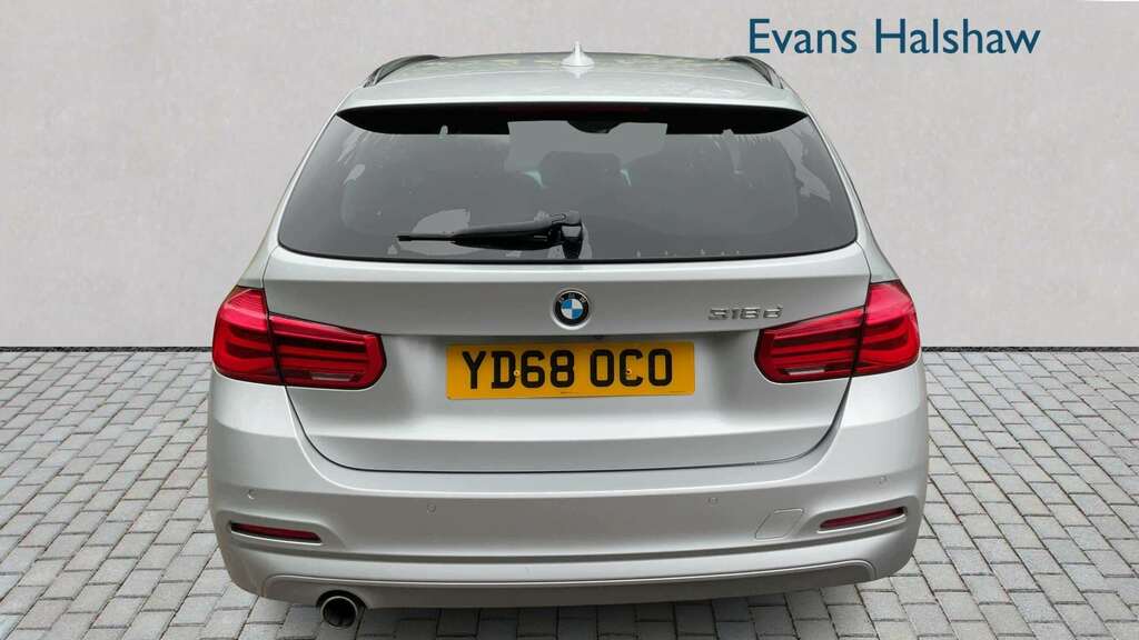 BMW 3 Series 318D Se 2018 YD68OCO Silver #3