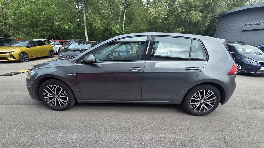Volkswagen Golf 1.5 Tsi Evo Se Nav 2018 YH18BBT #5
