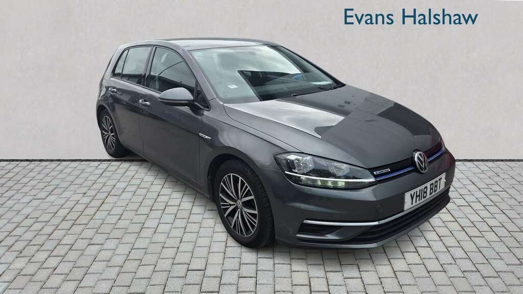Volkswagen Golf 1.5 Tsi Evo Se Nav 2018 YH18BBT #2