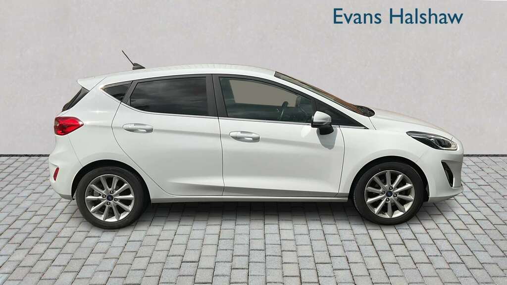 Ford Fiesta 1.0 Ecoboost Titanium 2019 White #2