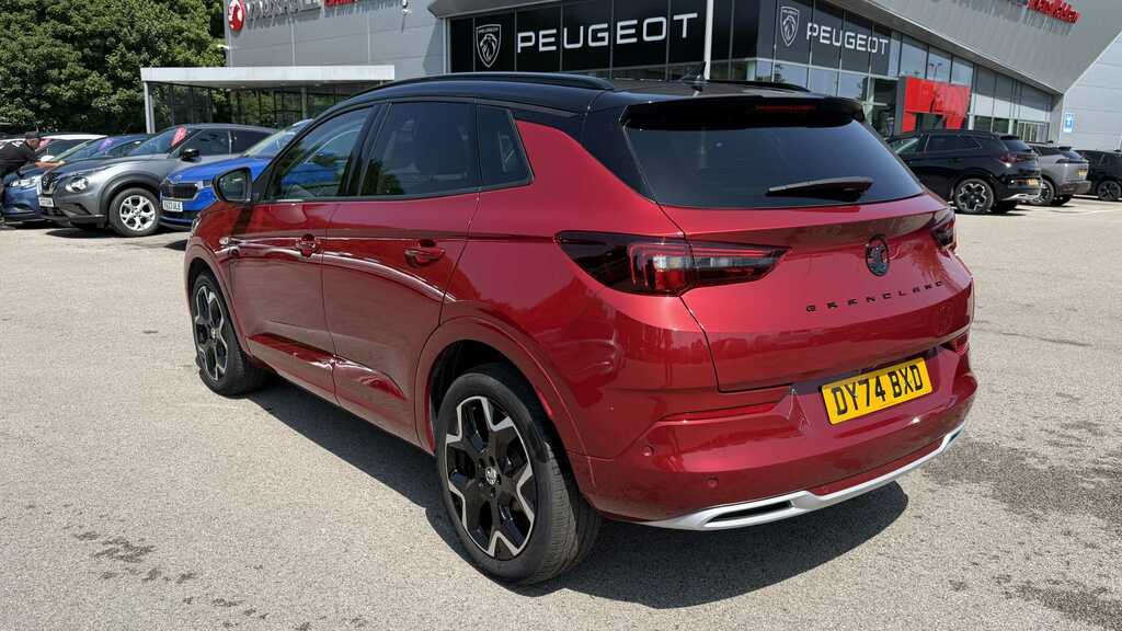 Vauxhall Grandland 1.2 Turbo Ultimate 2024 DY74BXD Red #2