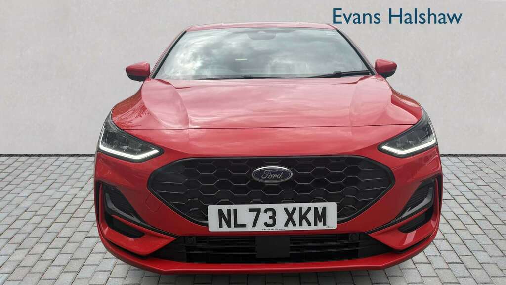Ford Focus 1.0 Ecoboost Hybrid Mhev St-line X 2023 NL73XKM Red #4