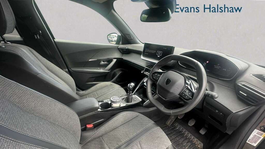 Peugeot 2008 1.2 Puretech Allure 2025 AVI8707 Black #6
