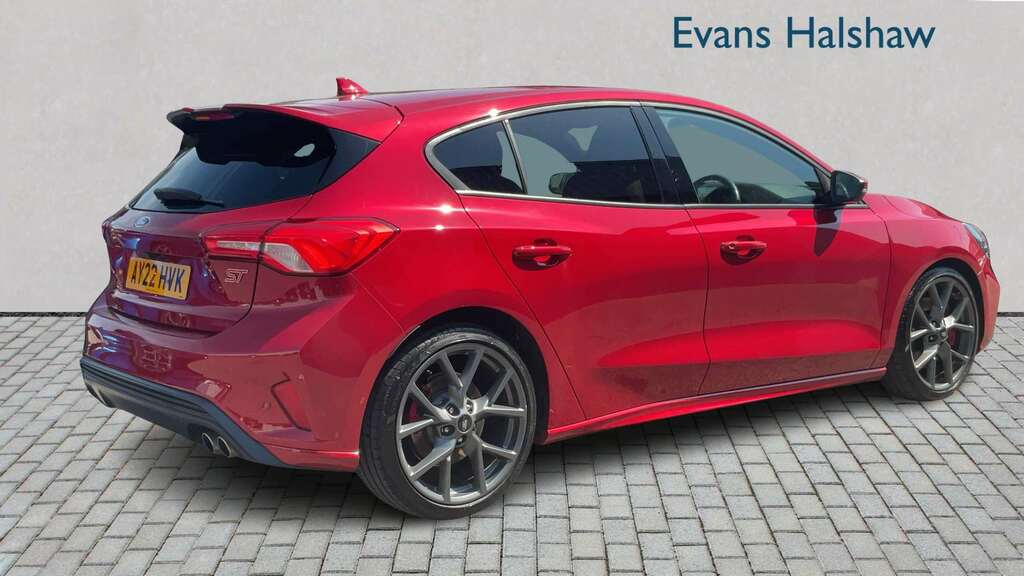 Ford Focus 2.0 Ecoblue 190 St 2022 Red #2