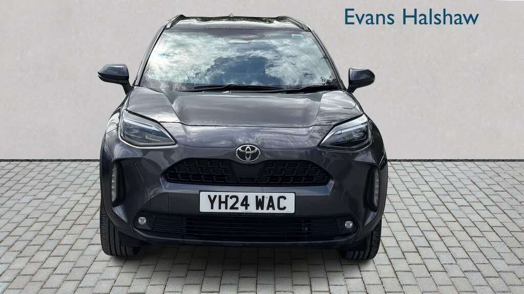 Toyota Yaris Cross 1.5 Hybrid Design Cvt 2024 YH24WAC Grey #4
