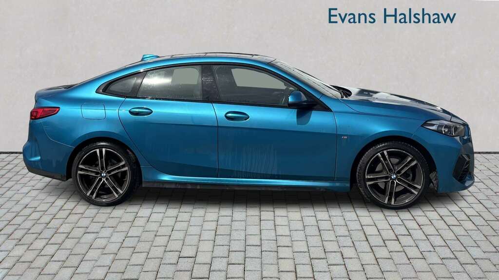 BMW 2 Series 218I 136 M Sport Dct 2023 LA72NWD Blue #3