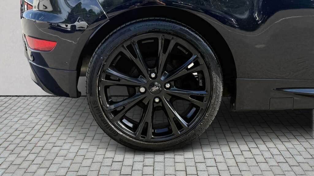 Ford Fiesta 1.0 Ecoboost 140 St-line Black 2016 HK66TJY Black #4