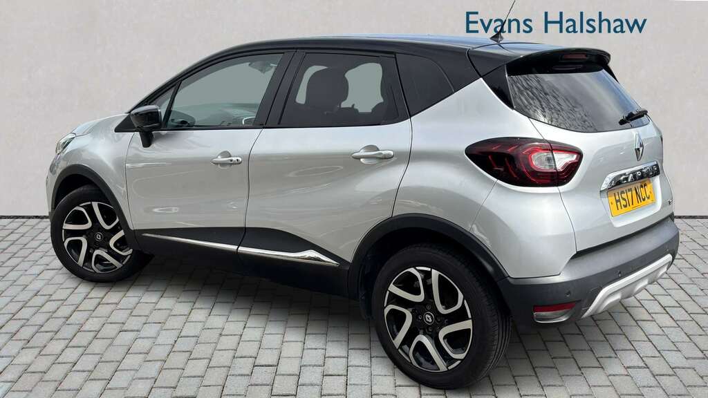 Renault Captur 0.9 Tce 90 Dynamique S Nav 2017 HS17NCC Silver #2