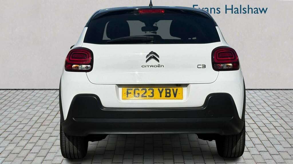 Citroen C3 1.2 Puretech 110 C-series Edition Eat6 2023 FG23YBV White #3