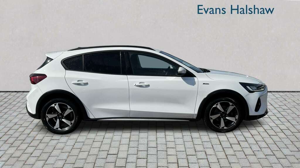 Ford Focus 1.0 Ecoboost Active 2023 GV23XDP White #2