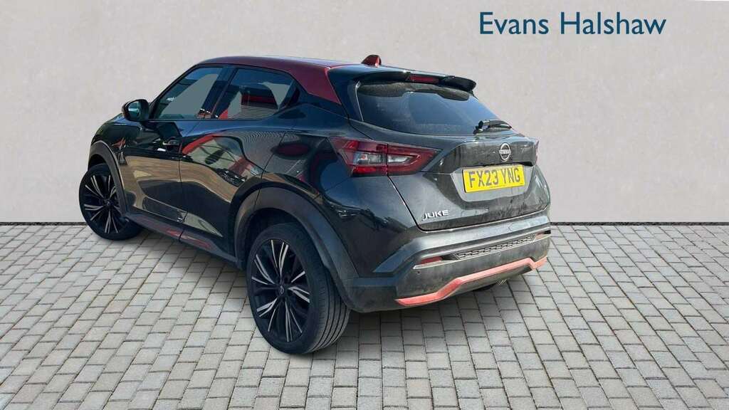 Nissan Juke 1.0 Dig-t 114 Tekna 2023 FX23YNG Black #4