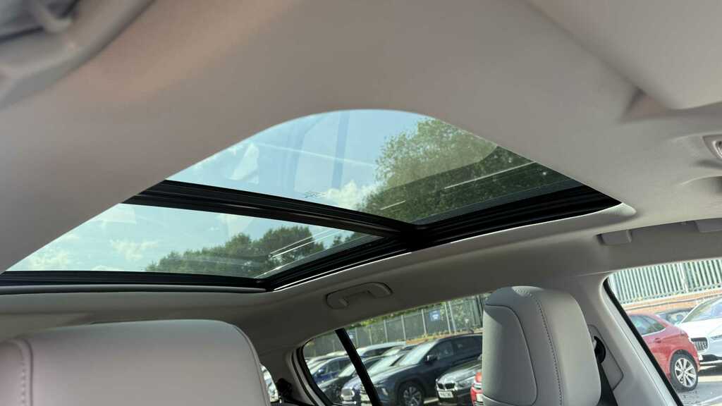 Citroen C5 Aircross 1.2 Hybrid 136 E-series E-dcs6 2024 White #6