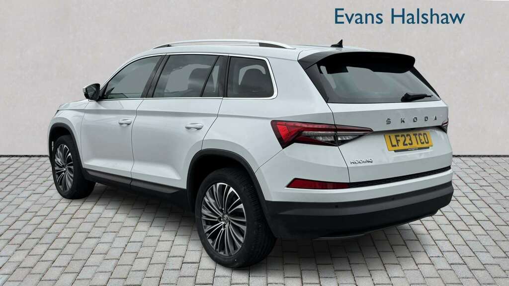 Skoda Kodiaq 1.5 Tsi Se L Executive Dsg 7 Seat 2023 LF23TCO White #4