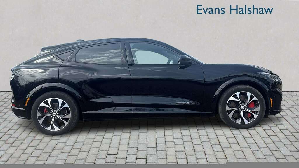 Ford Mustang Mach-E 258Kw Extended Range 91Kwh Awd 2023 LL73VCG Black #4