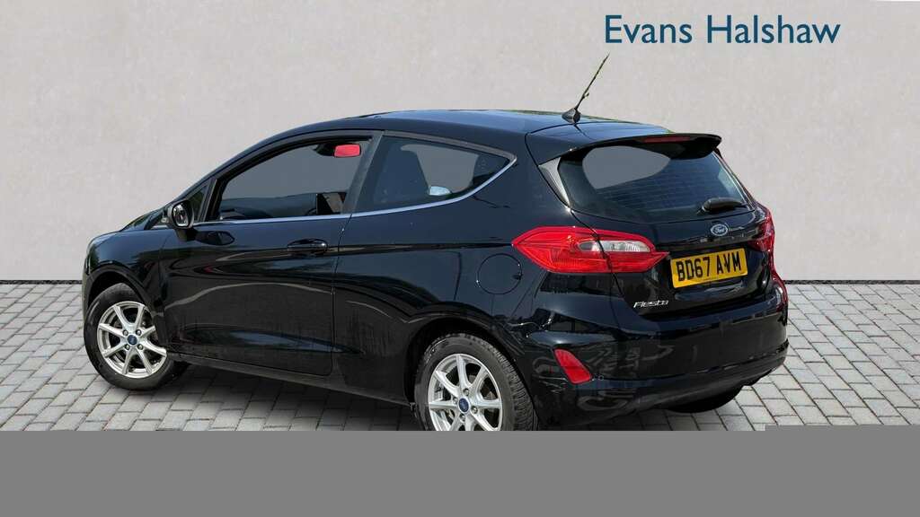 Ford Fiesta 1.1 Zetec 2017 BD67AVM Black #2