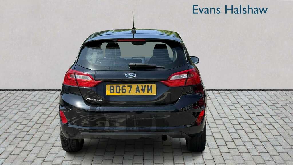 Ford Fiesta 1.1 Zetec 2017 BD67AVM Black #5