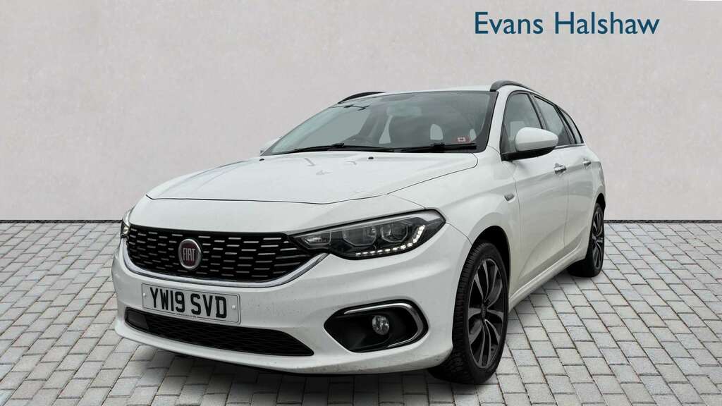 Fiat Tipo 1.6 Multijet Lounge 2019 White #3