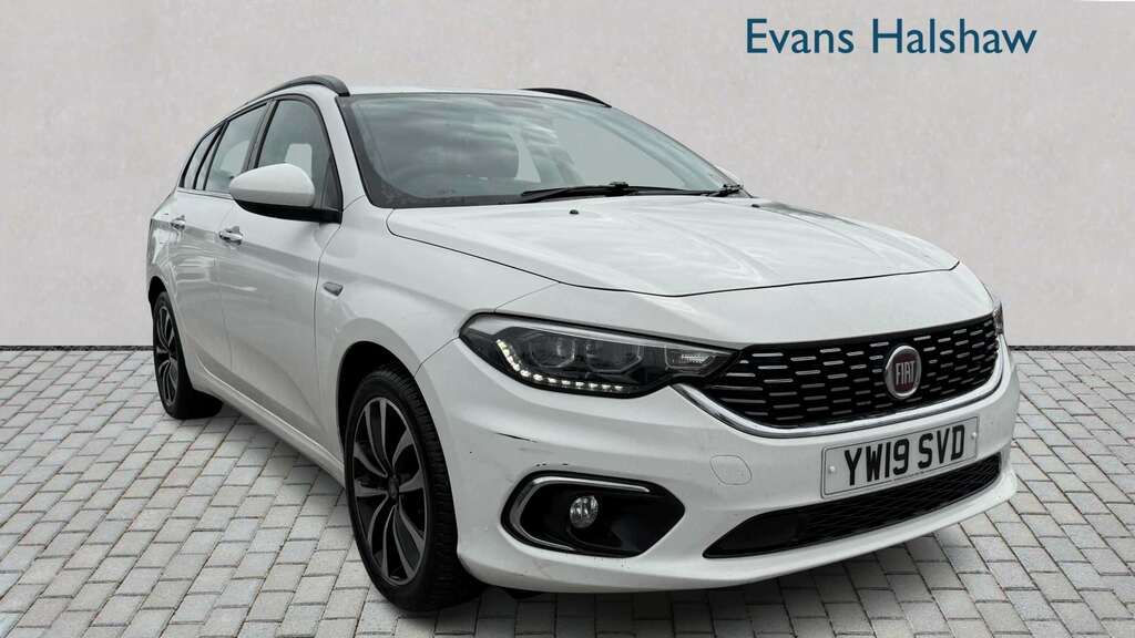 Fiat Tipo 1.6 Multijet Lounge 2019 White
