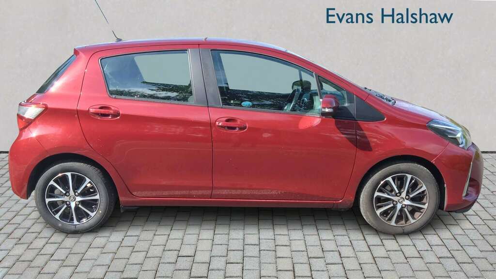 Toyota Yaris 1.5 Vvt-i Icon Tech 2019 RY19SMO  #5