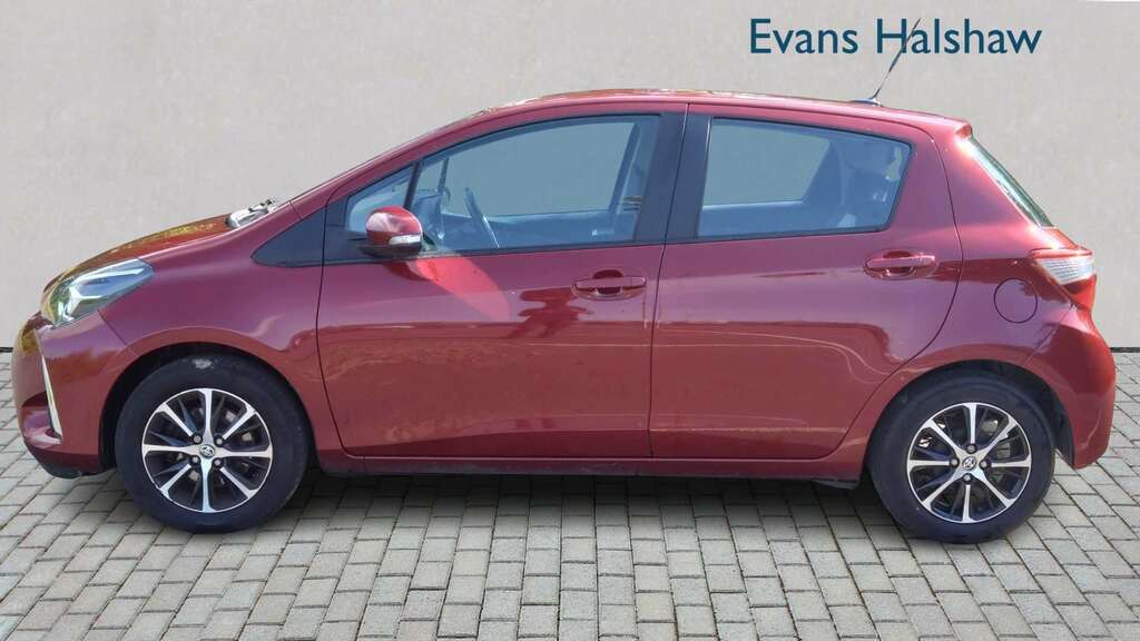 Toyota Yaris 1.5 Vvt-i Icon Tech 2019 RY19SMO  #6