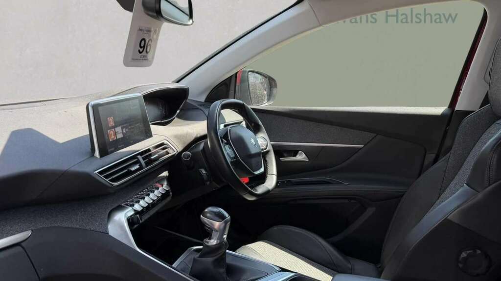 Peugeot 3008 1.2 Puretech Allure 2019 KN19MBU Red #5