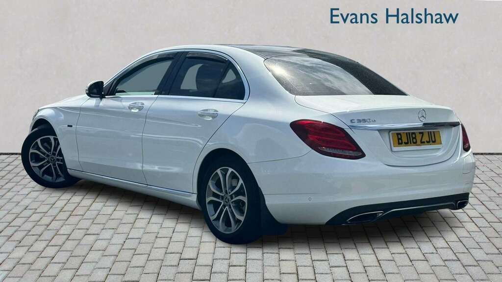 Mercedes-Benz C Class C350e Sport Premium 2018 BJ18ZJU White #2