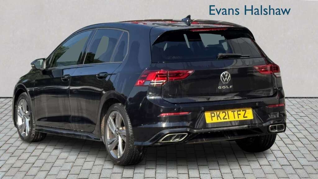 Volkswagen Golf 1.5 Tsi 150 R-line 2021 PK21TFZ Black #2