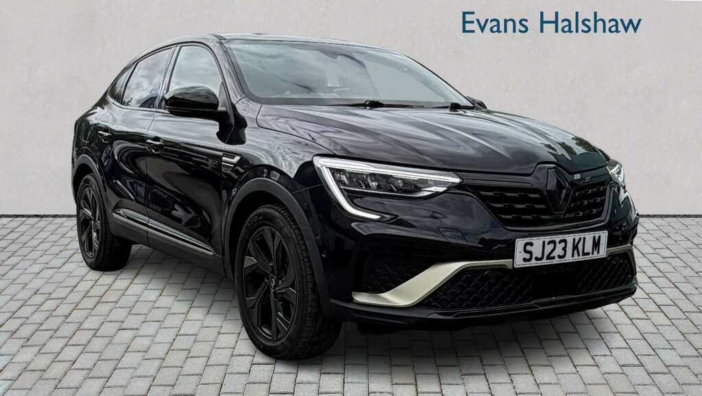 Renault Arkana 1.6 E-tech Full Hybrid 145 Engineered 202 Black