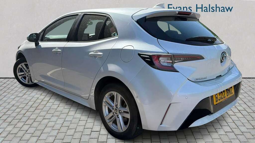 Toyota Corolla 1.8 Vvt-i Hybrid Icon Tech Cvt 2022 White