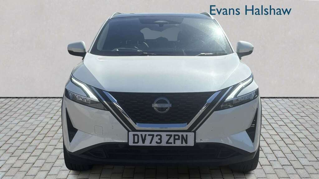 Nissan Qashqai 1.3 Dig-t Mh Tekna 2024 DV73ZPN White #4