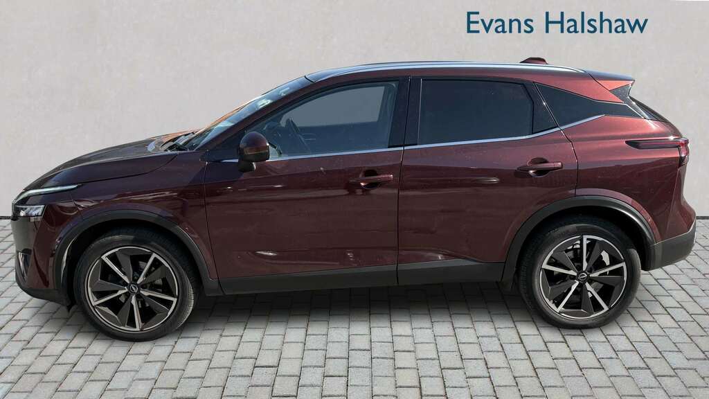 Nissan Qashqai 1.3 Dig-t Mh Tekna 2024 DV73AYJ Red #4