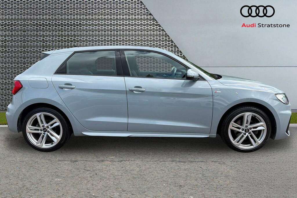 Audi A1 30 Tfsi 110 S Line 2022 KR22VLJ Grey #4