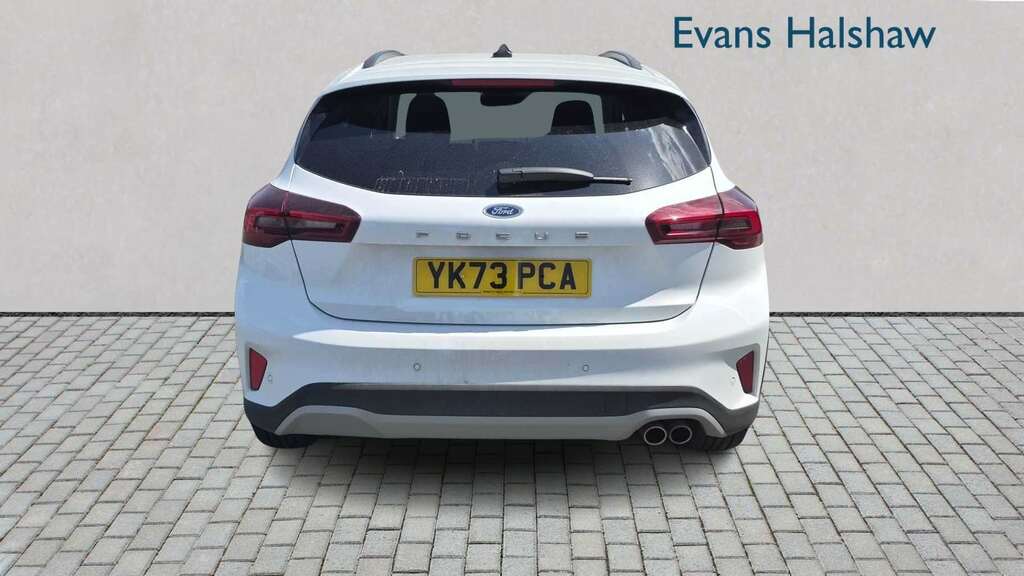 Ford Focus 1.0 Ecoboost Hybrid Mhev Active X 2024 White #3