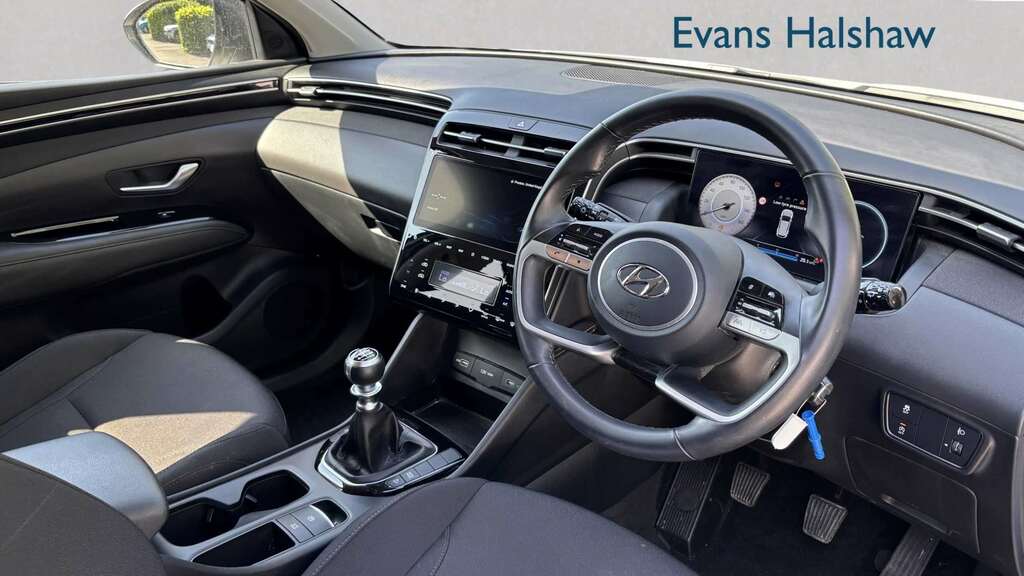 Hyundai Tucson 1.6 Tgdi Se Connect 2Wd 2023 White #2