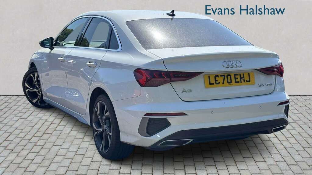 Audi A3 35 Tfsi S Line S Tronic 2020 LC70EHJ White #2