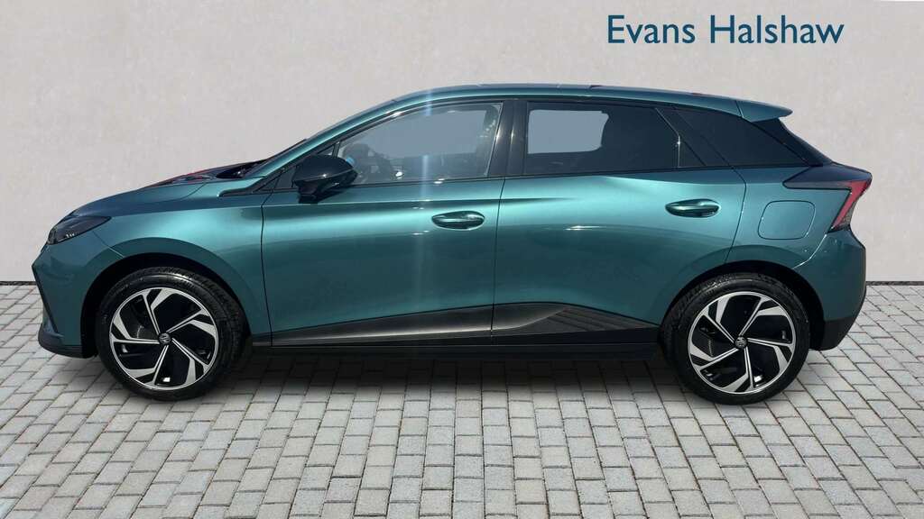 MG MG4 170Kw Premium Long Range 64Kwh 2026 YC26NOF Green #4