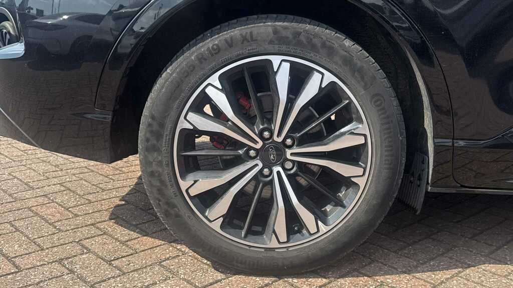 Ford Kuga 2.5 Fhev St-line X Edition Cvt 2023 DS73ZTT Black #4