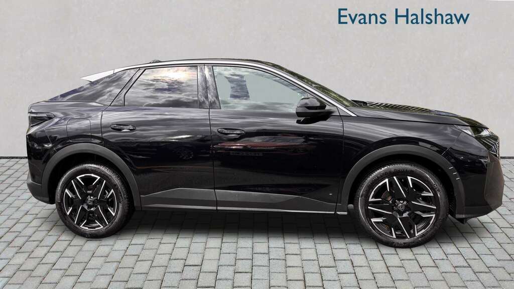 Peugeot 3008 1.2 Hybrid 136 Allure E-dsc6 2025 YD25WKA Black #2