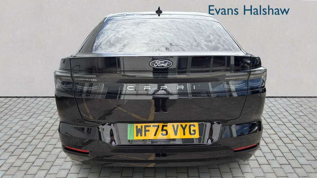 Ford Capri 210Kw Select 77Kwh 2025 Black #5