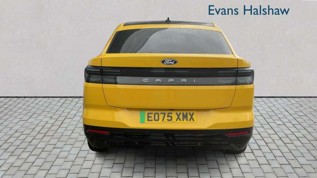 Ford Capri 210Kw Premium 77Kwh 2025 Yellow #5